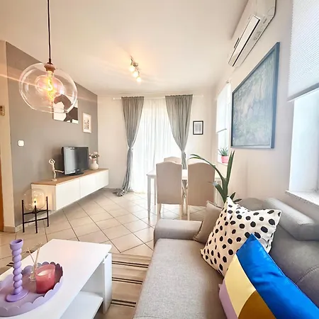 Emma Apartment *